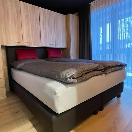 Lägenhet H-loft-drahthuette *